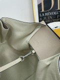 Loewe Hammock Bag Hammock Bag Beige Size: 29*14*26cm