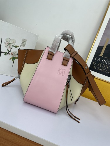 Loewe Hammock Bag Hammock Bag Pink Size: 29*14*26cm