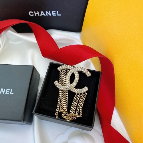 Chanel Classic Temperament Letter Chain Brooch