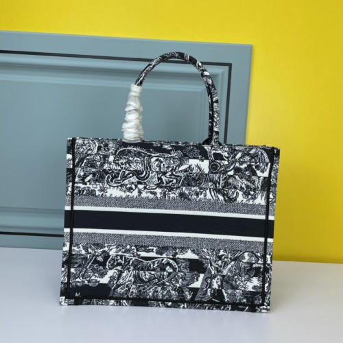 Dior Practical Classic Bag Size:42cm