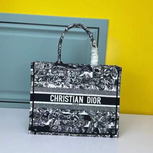 Dior Practical Classic Bag Size:42cm
