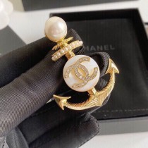 Chanel New Pearl Anchor Letter Brooch