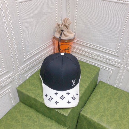 Louis Vuitton Old Flower Embroidered Logo Baseball Cap Hat