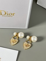 Dior New Heart Pearl Diamond Earrings