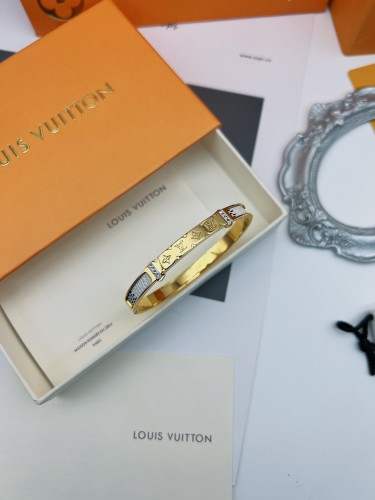 Louis Vuitton Exclusive Classic Simple Wide Bracelet