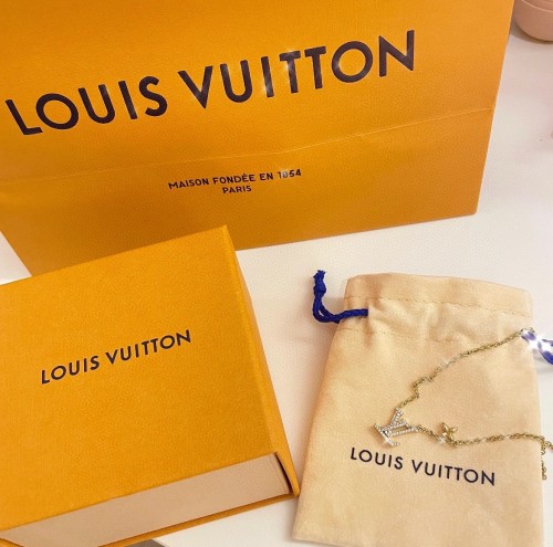 New Louis Vuitton Fashion Classic Necklace