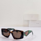 Prada Fashion Classic Sunglasses size: 51口21−140
