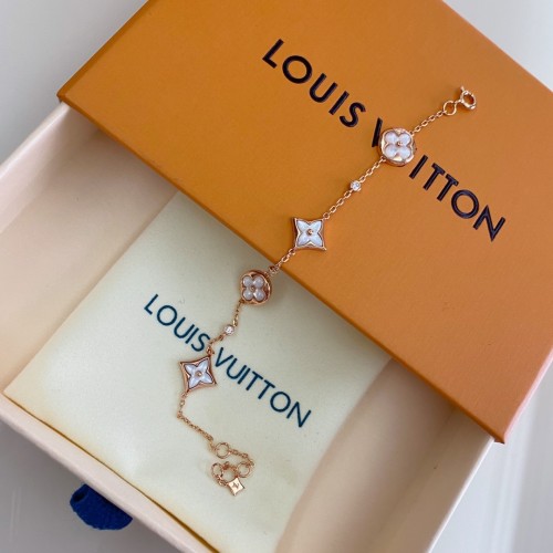 Louis Vuitton Latest Blooming LV Four Flower Bracelet