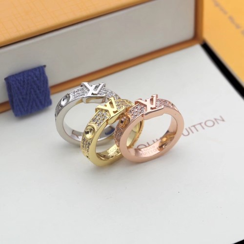 Louis Vuitton Classic Fashion Ring