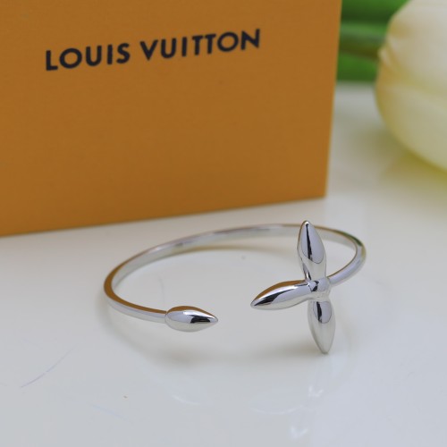New Louis Vuitton Classic Fashion Luxury Bracelet