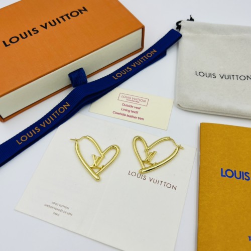 New Louis Vuitton Classic Fashion Fall in Love Heart Large Earrings