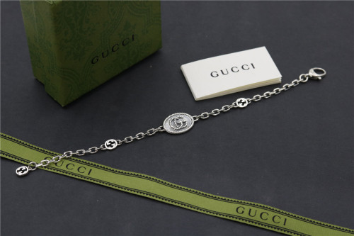 Gucci Classic Fashion Double G Letter Twist Bracelet