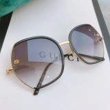 Gucci GG0563 Fashion Casual Unisex Sunglass