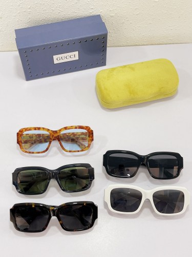 Gucci Model GG0669S Simple Logo Sunglasses Sizes 59-16-145