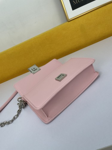 Givenchy Classical Leahter Bag Messenger Bag Pink Size:20.5*12.5*4.5