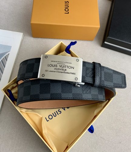 Louis Vuitton Classic Fashion Belt 35MM 