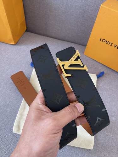 Louis Vuitton Classic Fashion Belt 40MM 