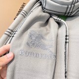 Burberry Classic Fashion Check Scarf Sizes: 90*200cm
