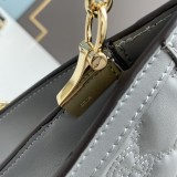 GUCCI New Fashion Head Buckle Hand Crossbody Bag Size: 26*17.5*8cm