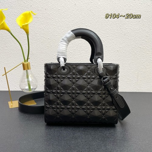 Dior Classical New 9104 Leahter Women Bag Sizes 20 x 16.5 x 8CM