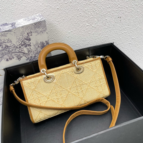 Dior New Wicker Book 6009 Tote Woven Bag Handbag Size: 26*13.5*5cm