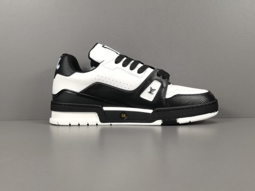Louis Vuitton Trainer Unisex Grainy Cowhide Low Board Shoes Fashion Sneakers Shoes