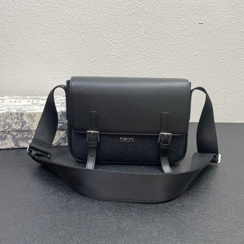 Dior Classic New yy4401 Oblique Postman Black Bag Sizes:23x19x8cm