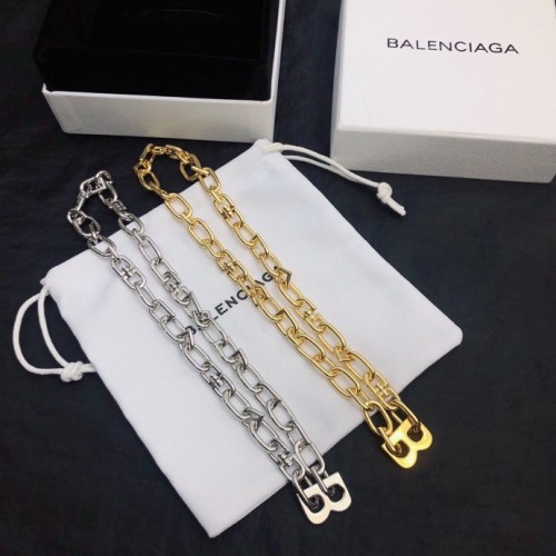 Balenciaga Fashion New Classic Retro Letters B Necklace
