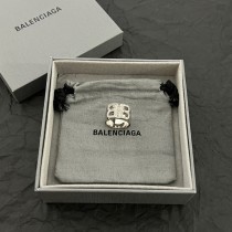 Balenciaga Fashion New B Letter Ring