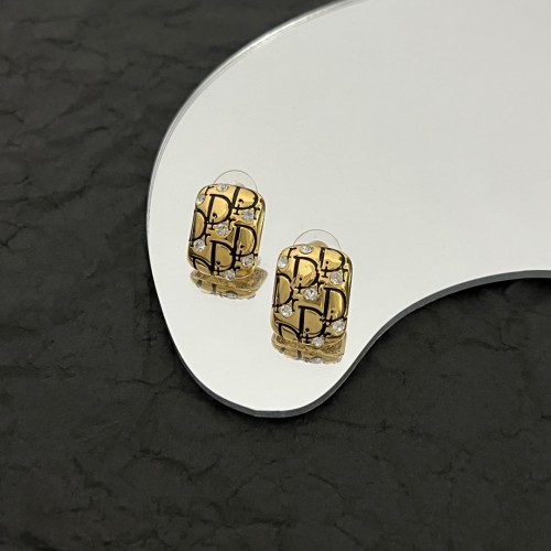 Dior Classic Fashion New Gold Letters Earrings