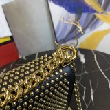 Versace New La Medusa Organ Handbag Messenger Nailing Black Bag Size: 25*18*6.5CM