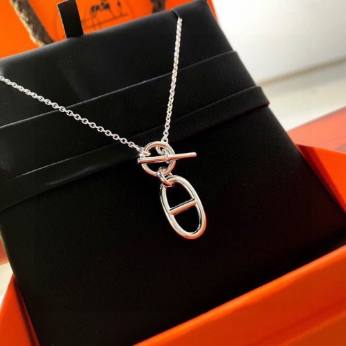 Hermes New Fashion Pig Nose Necklace