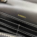 Burberry Fashion New Classic Coussin Crossbody Bag Sizes: 21x14x6cm