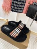Burberry Classic Plaid Design Casual Shoes British Retro Wool Slippers