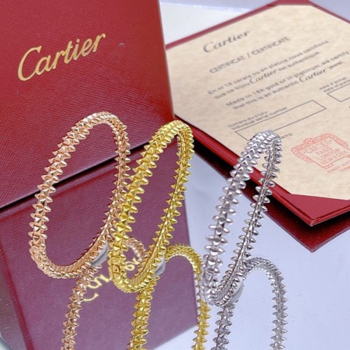 Cartier Classic Fashion New Stud Rivets Bracelet