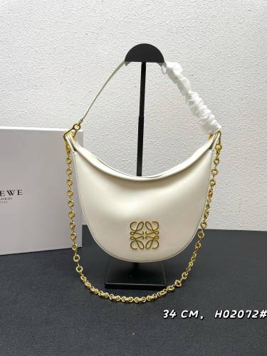 Loewe New Fashion Handbag H02072 Embroidered Underarm White Bag Size: 34*27*9cm