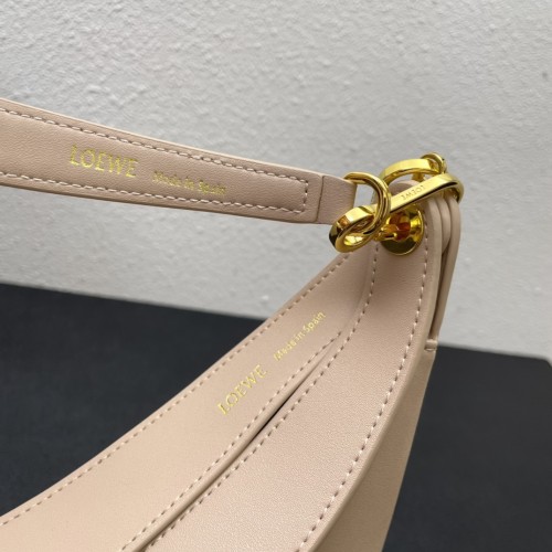 Loewe New Fashion Handbag H02072 Embroidered Underarm Pink Bag Size: 34*27*9cm