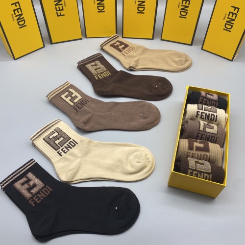 Fendi Fashion Cotton Medium Breathe Fluffy Logo Socks 5 Pairs/Box