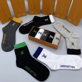 Louis Vuitton Fashion Casual New Cotton Men's Breathe Socks 5 Pairs/Box