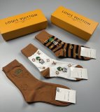 Louis Vuitton Fashion Casual New Cotton Breathe Medium Tube Socks 3 Pairs/Box