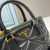 Prada New Handbag 1BD863 Shoulder Crossbody Rhombus Bag Sizes: 20x15x9.5CM