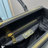 Prada New Handbag 1BD863 Shoulder Crossbody Rhombus Bag Sizes: 20x15x9.5CM