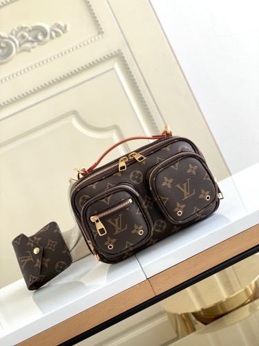 Louis Vuitton Unisex M80446 Presbyterian Pattern Camera Bag Crossbody Bag Sizes:18x11x10cm