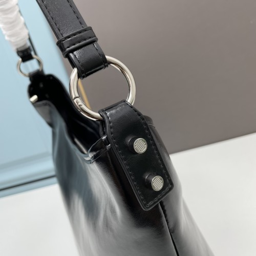 Yves Saint Laurent New Fashion Hangbag Black Toth Bag Sizes:34x32x15CM
