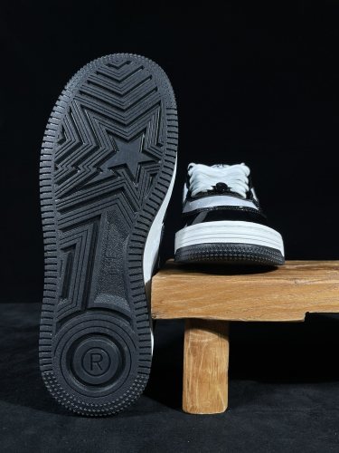 BAPE/A/Bathing Ape Bape STA Classic Unisex Low-Top Fashion Sneakers Shoes Distorted Black White