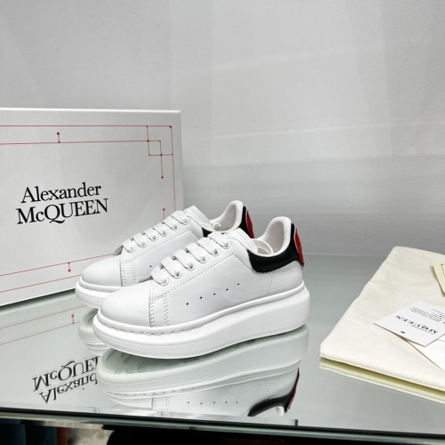 Alexander McQueen Kids Fashion Sneakers Classic Boys Girls Casual Shoes