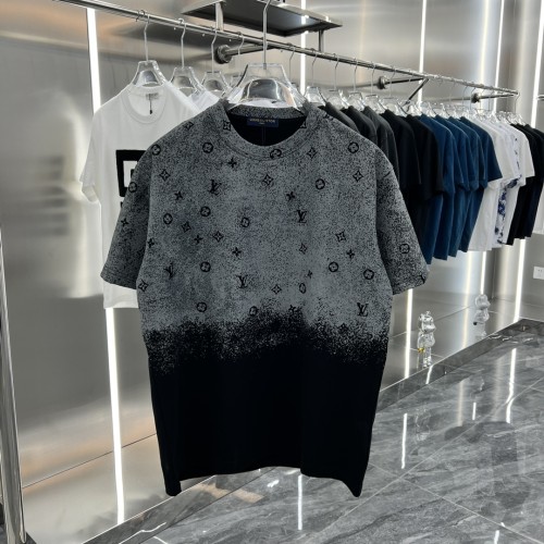 Louis Vuitton Fashion Full Logo Print Short Sleeve Unisex Casual Cotton T-Shirt
