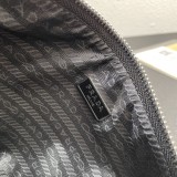 Prada Cornucopla Bag Triangle Diagonal Span Package Fashion Mini Change Wallet Bag Size: 26*14*12CM