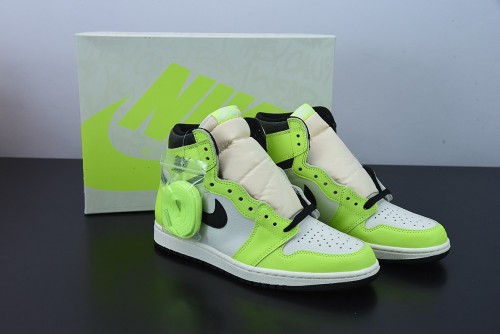 Nike Air Jordan 1 High OG Volt Men Casual Basketball Sneakers Shoes