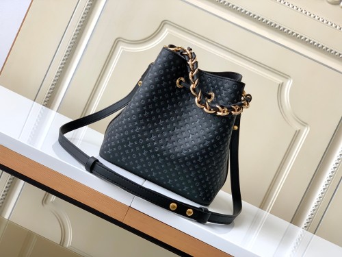 Louis Vuitton M22598 Fashion Nano Monogram Embossing Handbag NeoNoé BB Bucket Bag Sizes:20*20*13CM